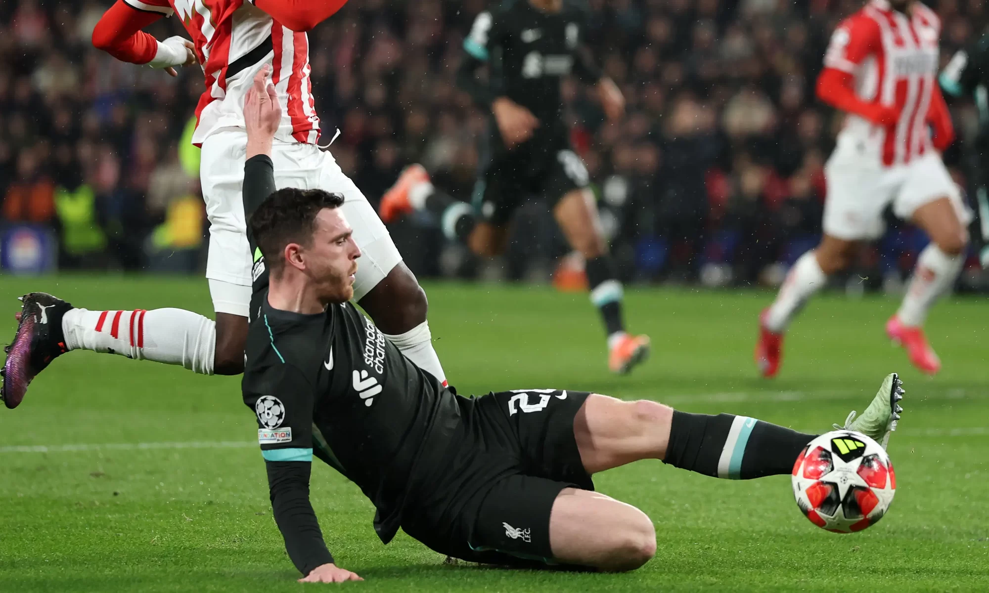 PSV vence o Liverpool na Champions, mas os ingleses seguem líderes da fase de grupos da UCL